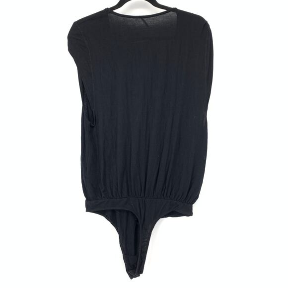 Intimately Free People Cap Sleeve Bodysuit Womens Size Large Black V-Neck - Picture 2 of 7